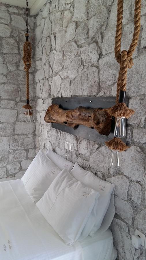 Milo Milo Suites Mandrákia Kültér fotó